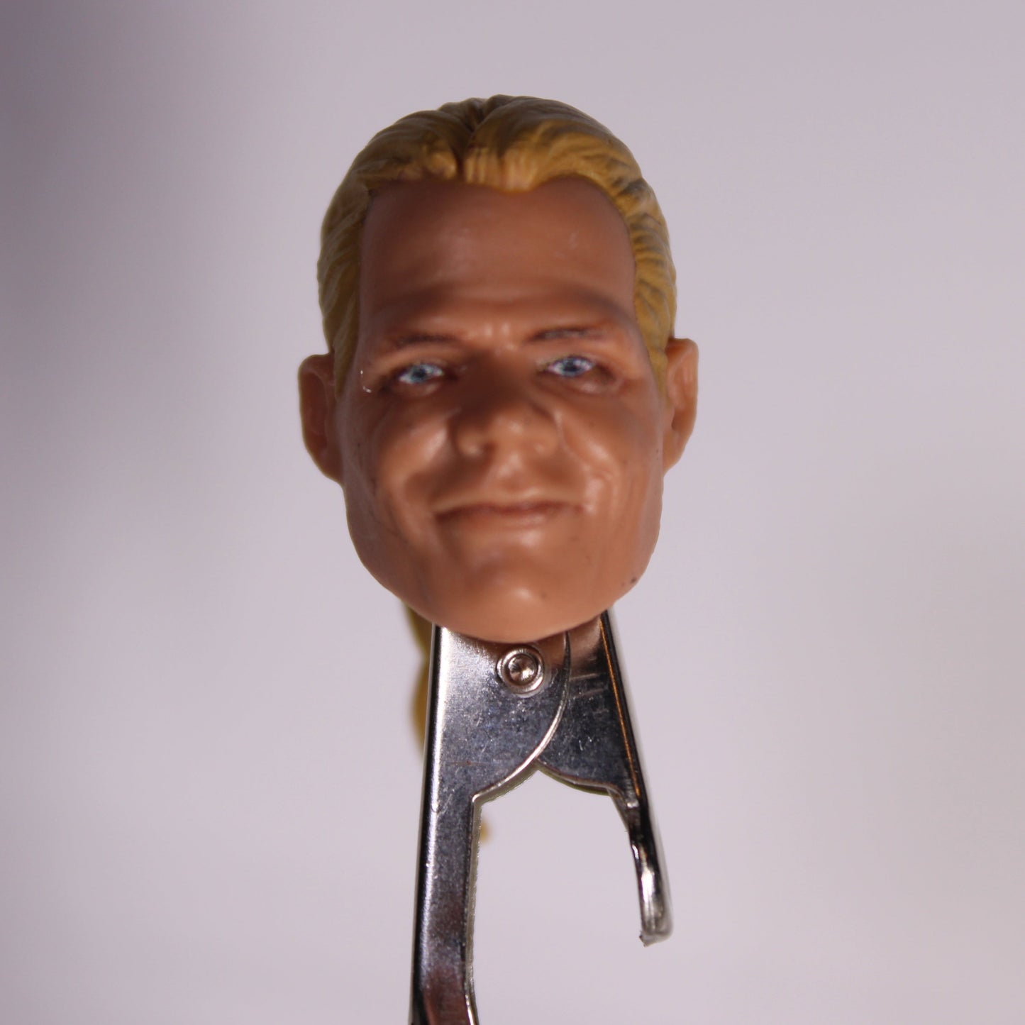 The Express LL Ponytail Head Loose